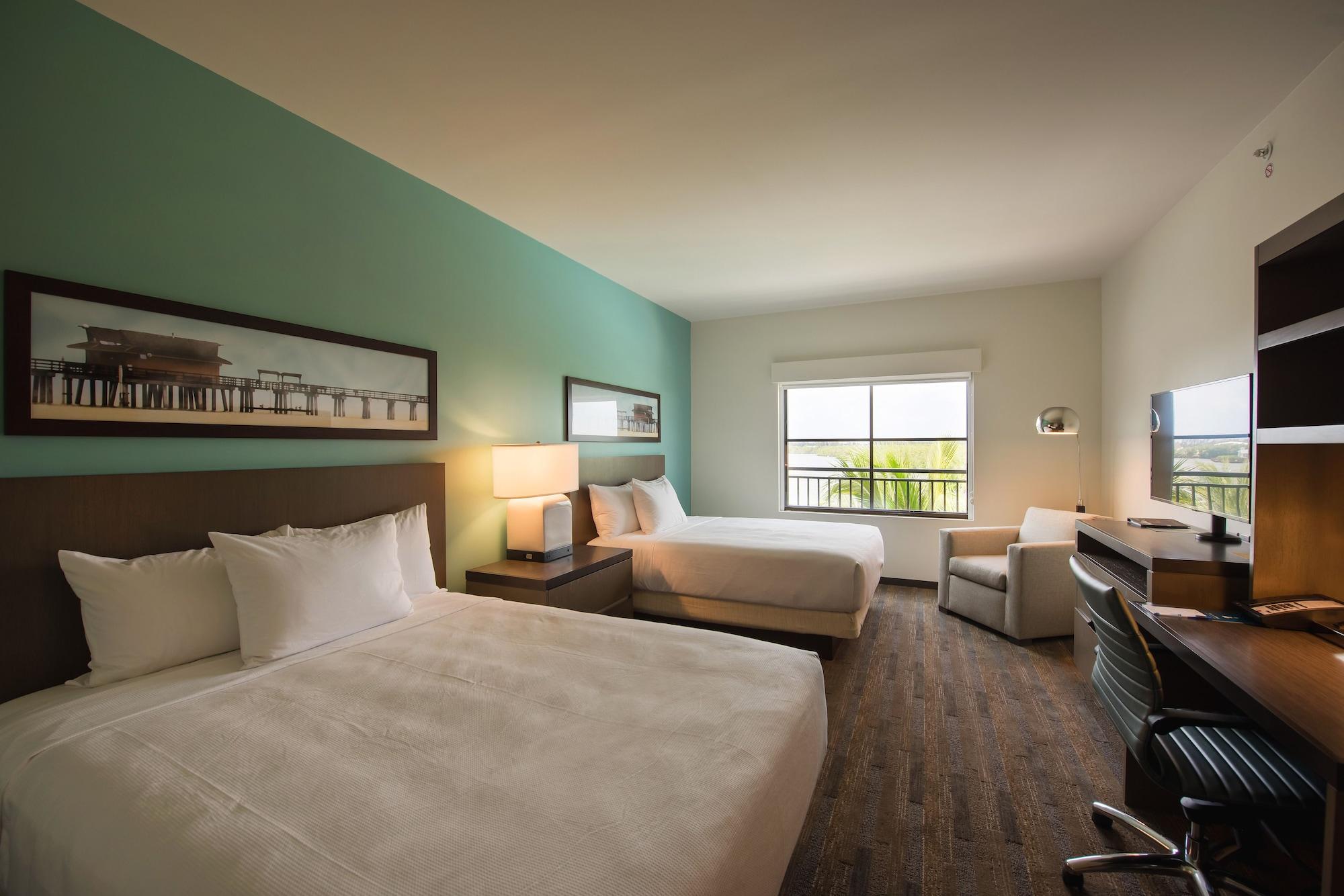 Hyatt House Naples 5Th Avenue Hotel Exterior photo