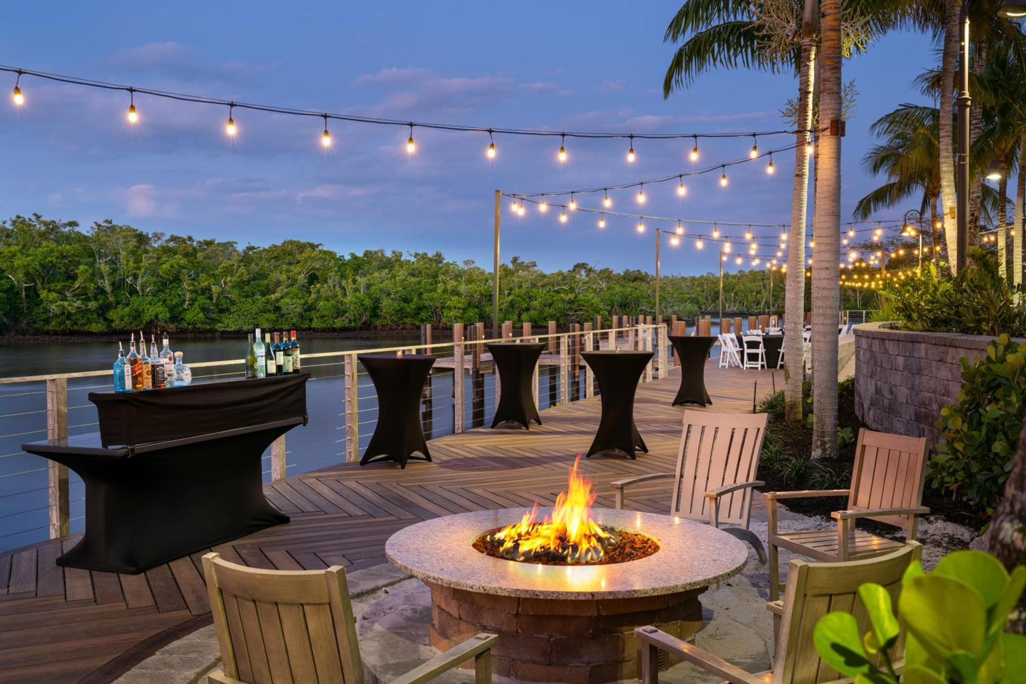Hyatt House Naples 5Th Avenue Hotel Exterior photo