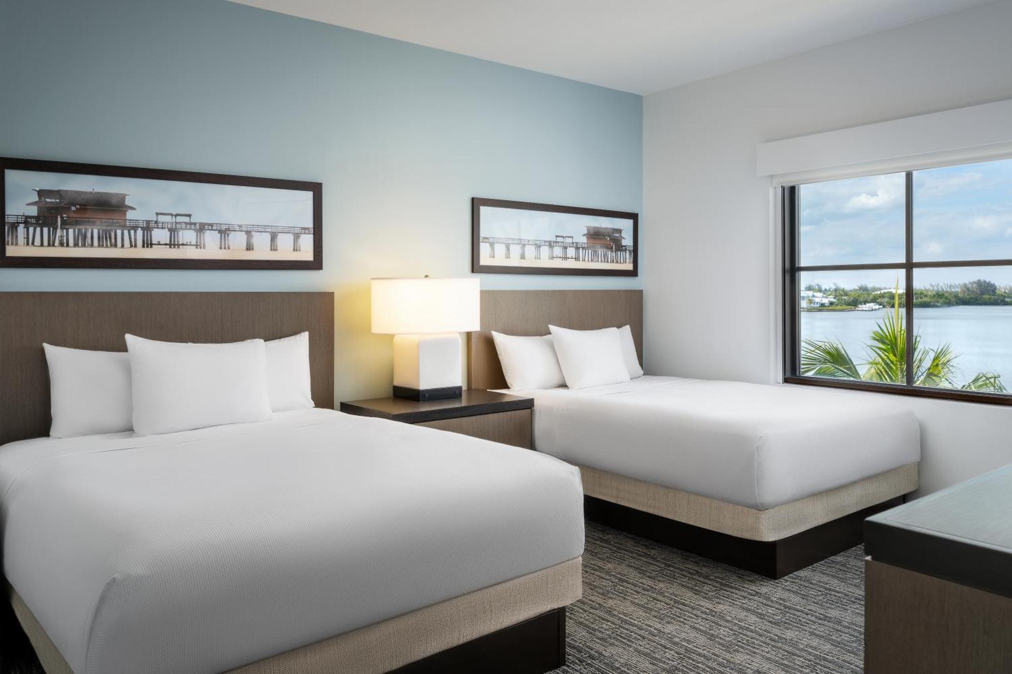 Hyatt House Naples 5Th Avenue Hotel Exterior photo