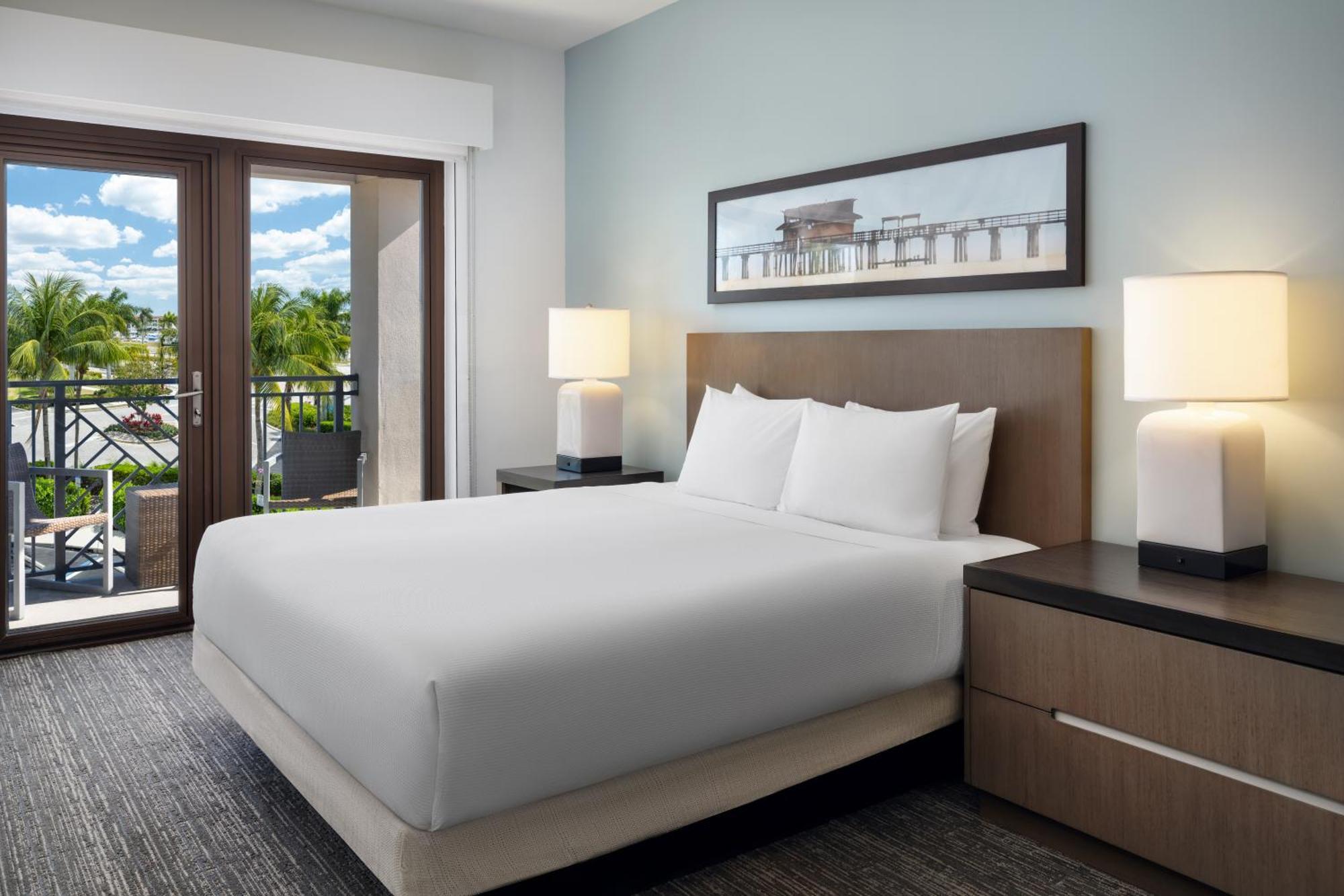 Hyatt House Naples 5Th Avenue Hotel Exterior photo