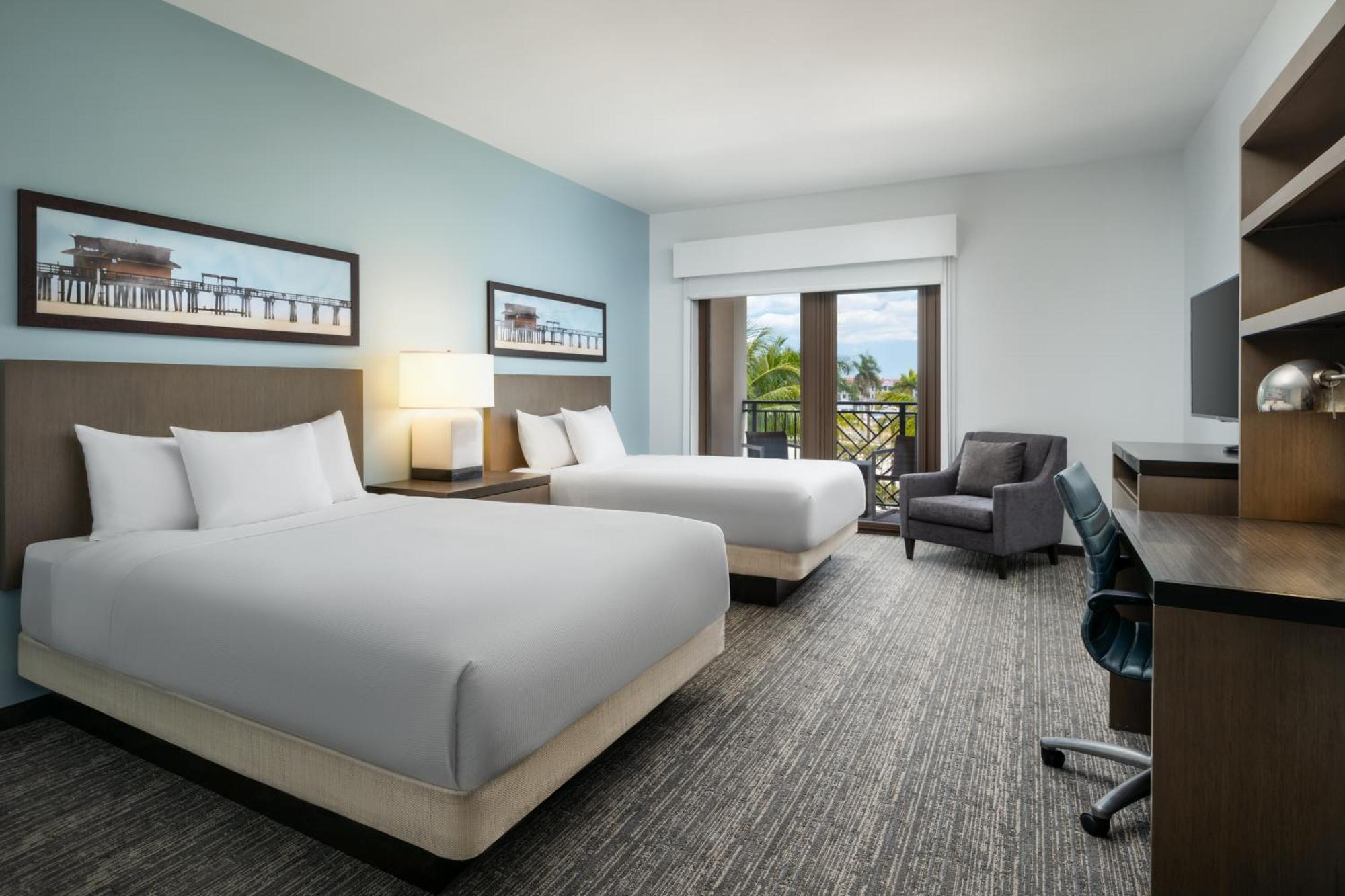 Hyatt House Naples 5Th Avenue Hotel Exterior photo